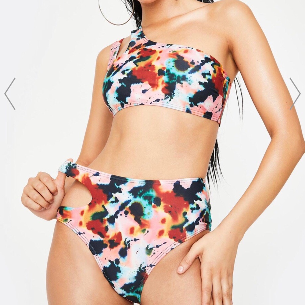 POSTER GRL DOLLS KILL CUT OUT SWIM SUIT